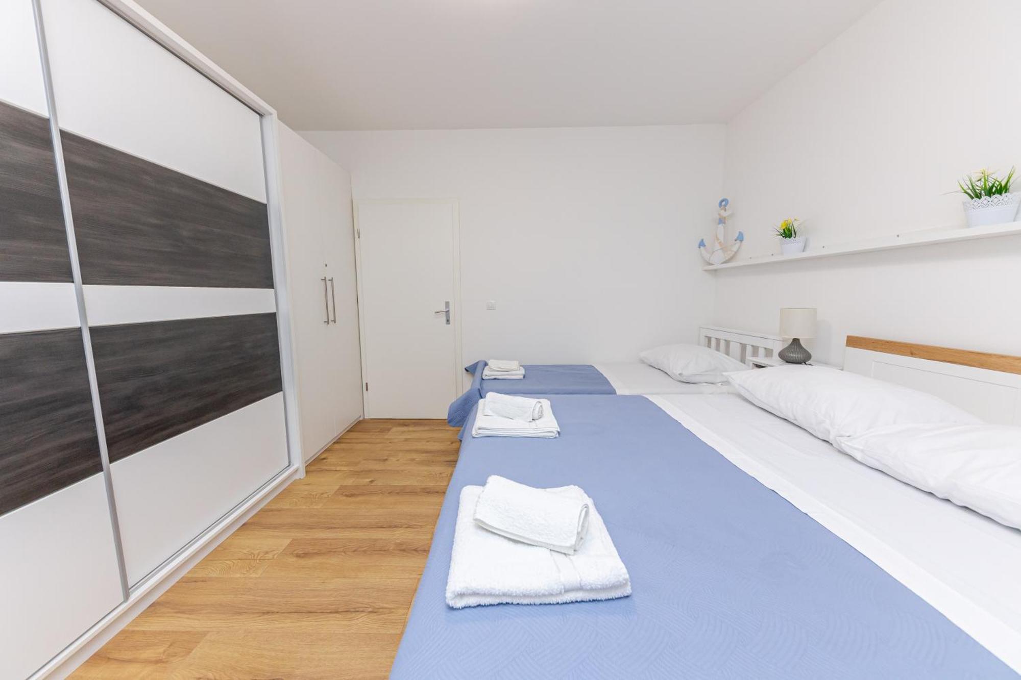 House Niko M With 6 Apartments Σπλιτ Εξωτερικό φωτογραφία