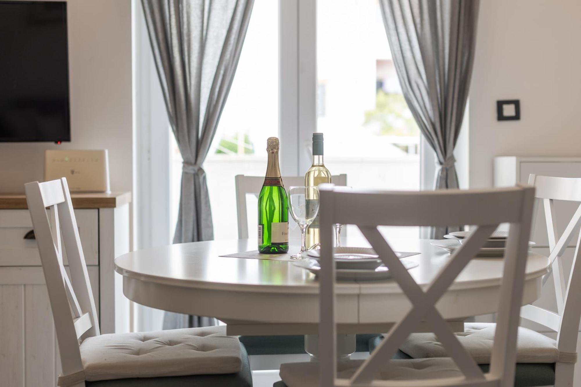 House Niko M With 6 Apartments Σπλιτ Εξωτερικό φωτογραφία
