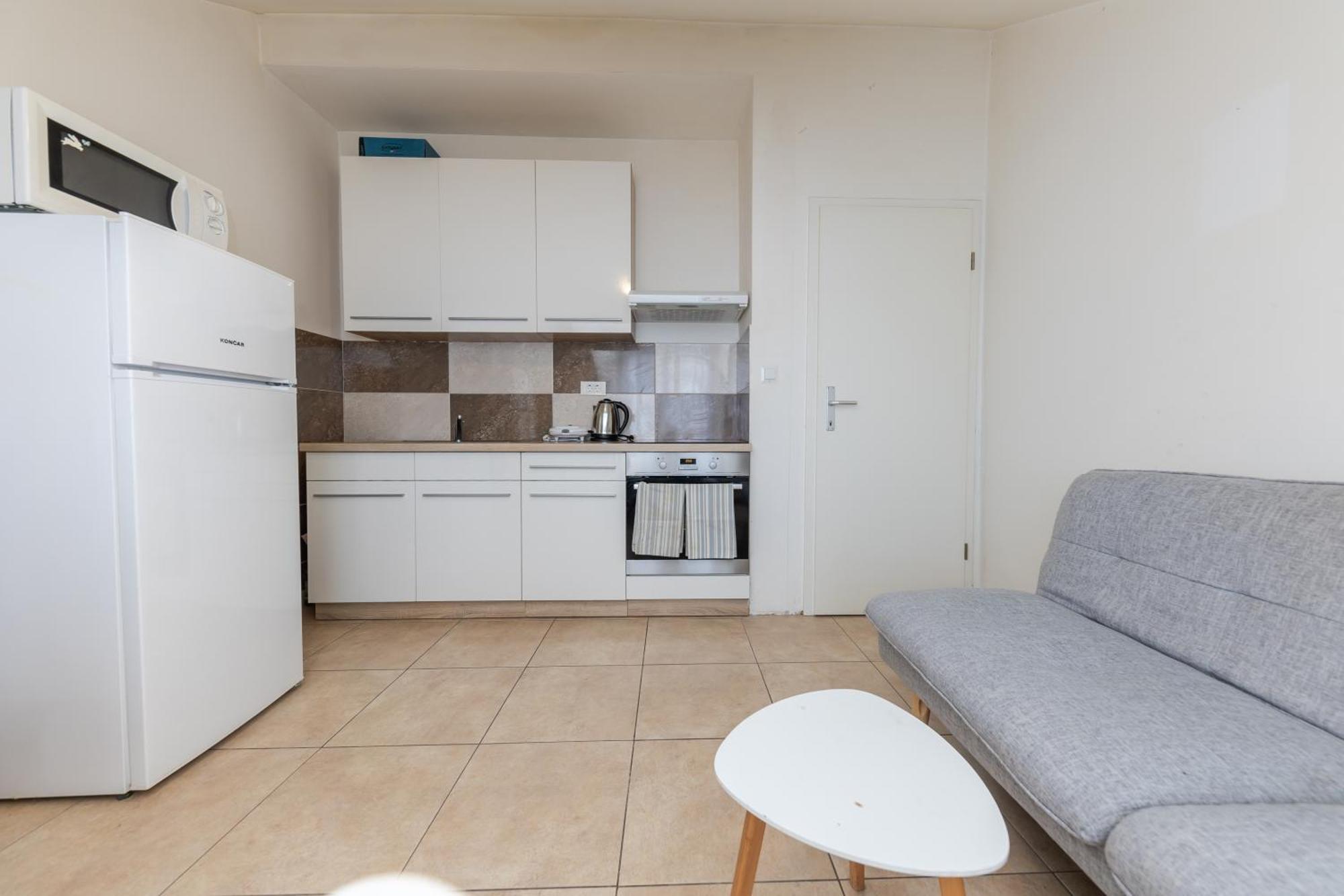 House Niko M With 6 Apartments Σπλιτ Εξωτερικό φωτογραφία